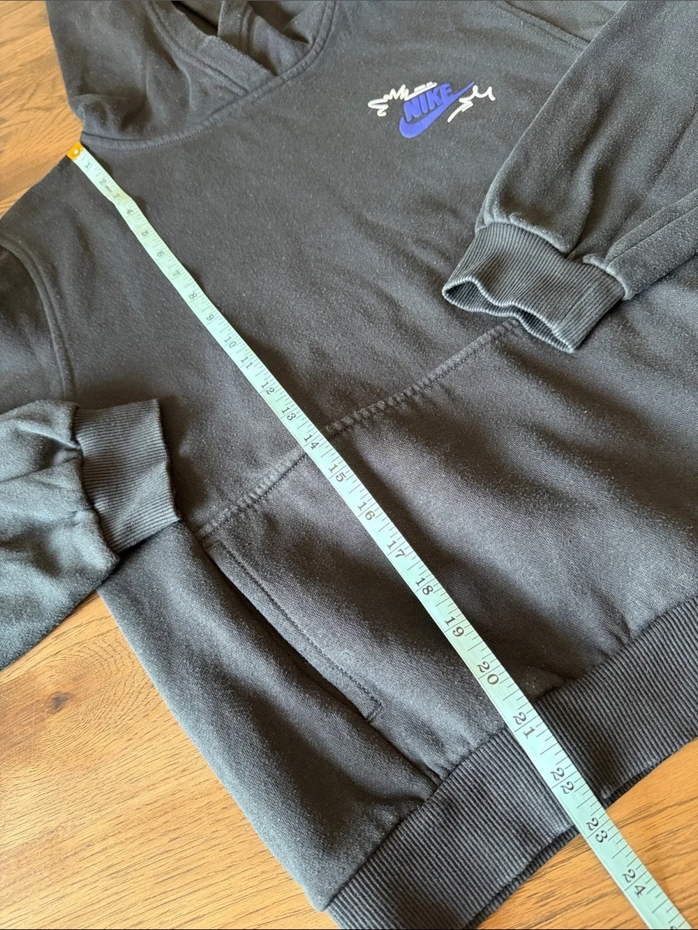 Nike Boys XL Black Hoodie Sweatshirt